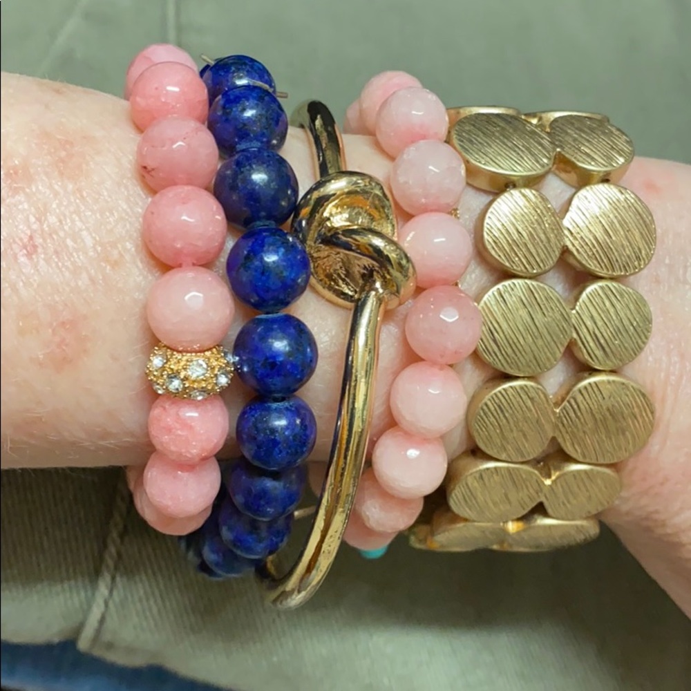 ✅2 Pink crystal beaded bracelets. Offers Welcomed. - Picture 14 of 14
